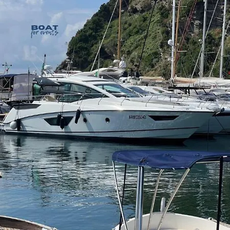Boat For Events * 나폴리