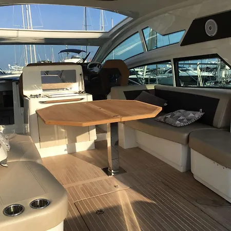 Boat For Events 보트호텔 *